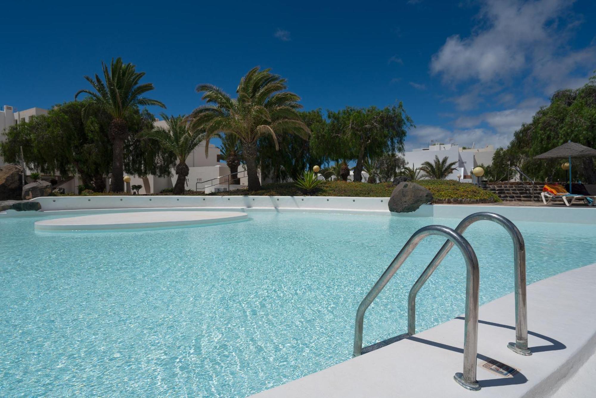Lanzarote Beach Apartments, Casa Ona Costa Teguise Exterior photo